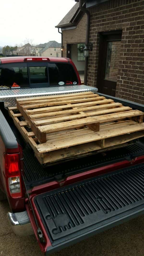 Gorgeous Wide Chevron 5 Pallet Coffee Table Pallet Coffee Tables Gorgeous Wide Chevron 5 Pallet Coffee Table Pallet Coffee Tables