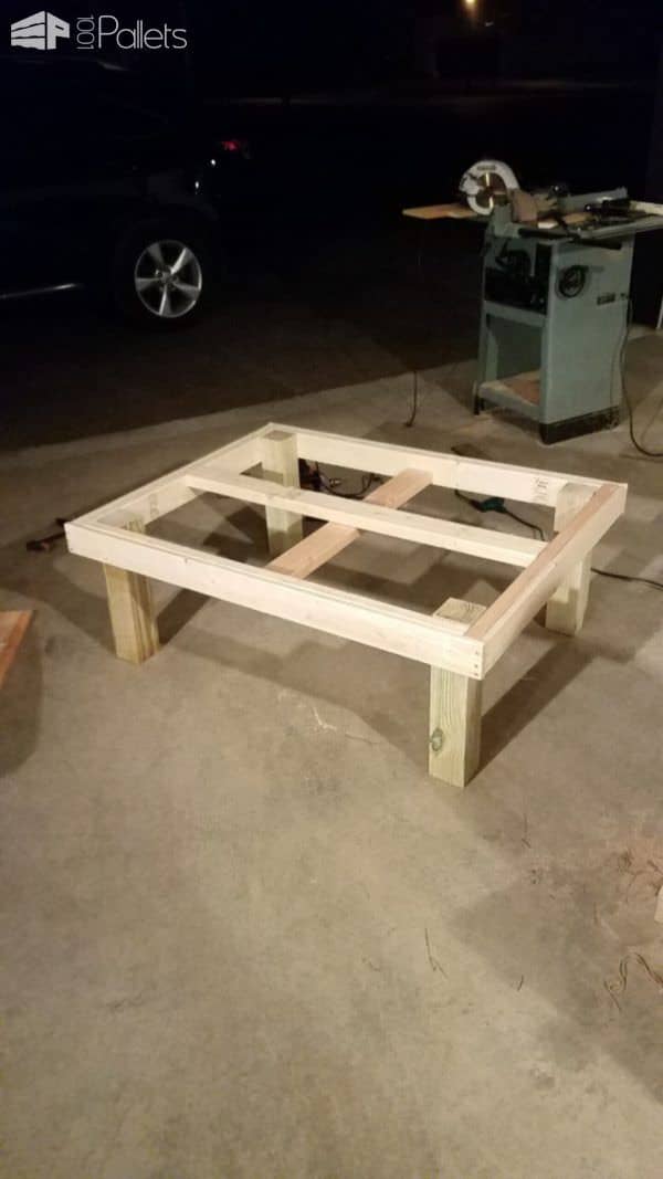 Gorgeous Wide Chevron 5 Pallet Coffee Table Pallet Coffee Tables Gorgeous Wide Chevron 5 Pallet Coffee Table Pallet Coffee Tables