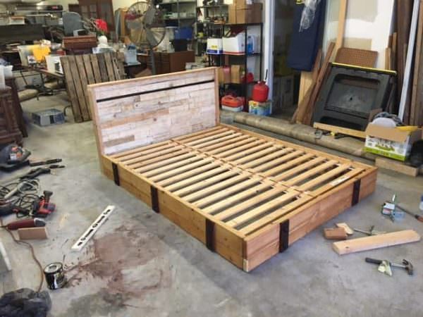 Pallets & Misc Warehouse Parts Can Make a Good Bed Pallet Beds, Pallet Headboards & Frames Pallets & Misc Warehouse Parts Can Make a Good Bed Pallet Beds, Pallet Headboards & Frames
