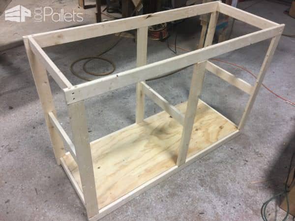 Sliding Barn Door Style Pallet Tv Stand Saves Money! Pallet TV Stands & Racks Sliding Barn Door Style Pallet Tv Stand Saves Money! Pallet TV Stands & Racks