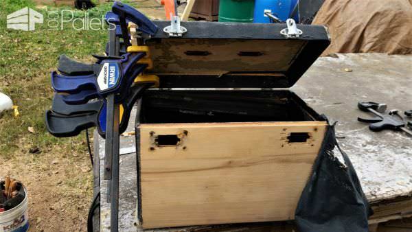 Think Outside The Box With Purecolor’s Sustainable Fine Finishes Other Pallet Projects Pallet Boxes & Chests Think Outside The Box With Purecolor’s Sustainable Fine Finishes Other Pallet Projects Pallet Boxes & Chests