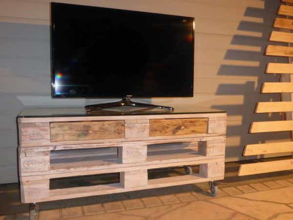 Whitewashed Mobile Pallet Tv Stand Has Drawers Too! Pallet TV Stands & Racks Whitewashed Mobile Pallet Tv Stand Has Drawers Too! Pallet TV Stands & Racks