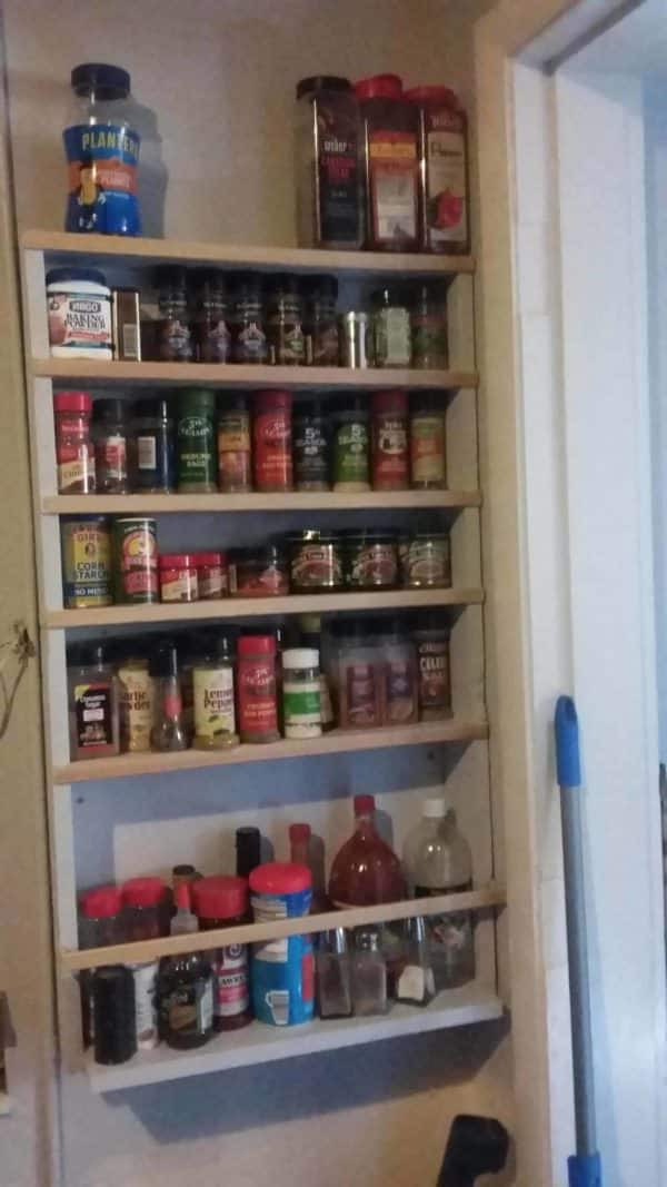 Add Spice With This Hanging Pallet Spice Rack Pallet Shelves & Pallet Coat Hangers Add Spice With This Hanging Pallet Spice Rack Pallet Shelves & Pallet Coat Hangers