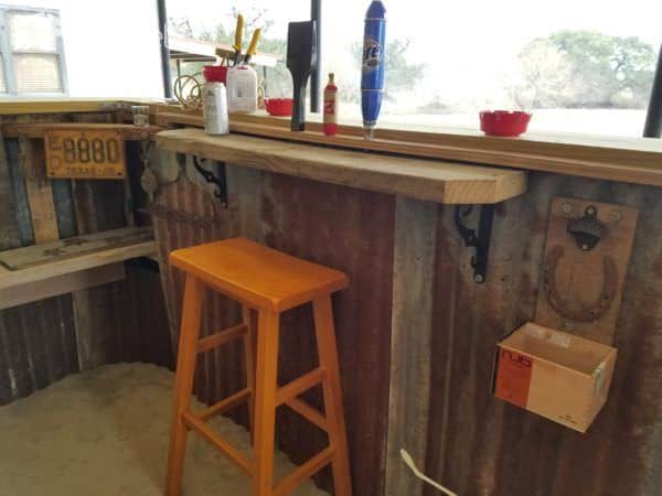 Country Western Saloon Pallet Backyard Bar Pallet Bars Country Western Saloon Pallet Backyard Bar Pallet Bars