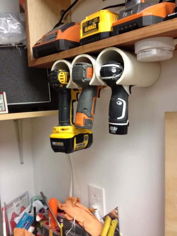 Diy: Brilliant Cordless Tool Station You Can Make (With Plans & Directions) DIY Pallet Tutorials Workshop and tools Diy: Brilliant Cordless Tool Station You Can Make (With Plans & Directions) DIY Pallet Tutorials Workshop and tools