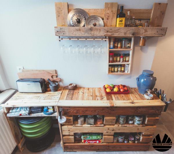 Kitchen Prep/Cooking Island From Pallets / Buffet De Cuisine Pallet Cabinets & Wardrobes Pallet Shelves & Pallet Coat Hangers Kitchen Prep/Cooking Island From Pallets / Buffet De Cuisine Pallet Cabinets & Wardrobes Pallet Shelves & Pallet Coat Hangers
