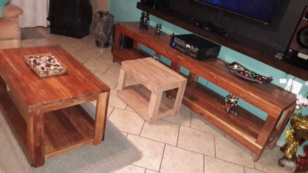 Pallet Living Room Table Trio Pallet Coffee Tables Pallet TV Stands & Racks Pallet Living Room Table Trio Pallet Coffee Tables Pallet TV Stands & Racks