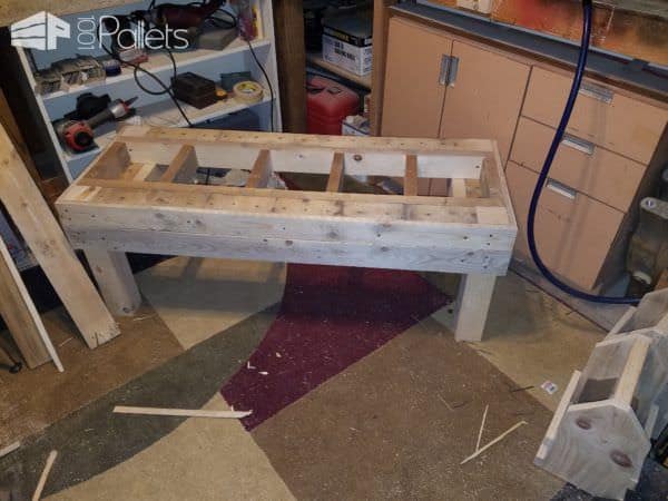 Sturdy Comfy Pallet Bench Improves Any Garden! Pallet Benches, Pallet Chairs & Stools Sturdy Comfy Pallet Bench Improves Any Garden! Pallet Benches, Pallet Chairs & Stools