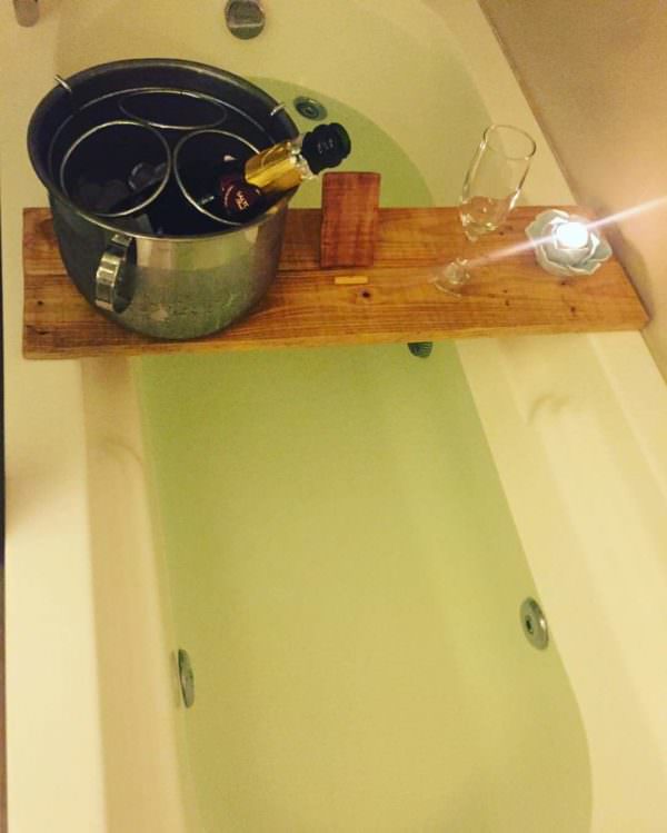 Transform Your Bath With This Spa Pallet Bathtub Shelf Pallet Home Accessories Pallet Projects Transform Your Bath With This Spa Pallet Bathtub Shelf Pallet Home Accessories Pallet Projects