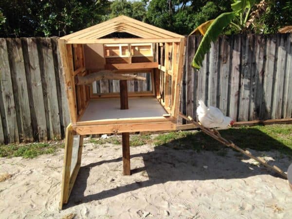 Our Best Pallet Chicken Coops, Hutches & Cages Animal Pallet Houses & Pallet Supplies Our Best Pallet Chicken Coops, Hutches & Cages Animal Pallet Houses & Pallet Supplies