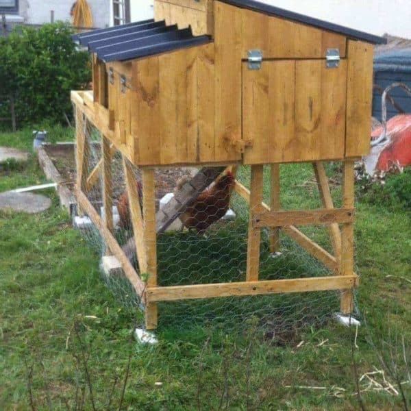 Our Best Pallet Chicken Coops, Hutches & Cages Animal Pallet Houses & Pallet Supplies Our Best Pallet Chicken Coops, Hutches & Cages Animal Pallet Houses & Pallet Supplies