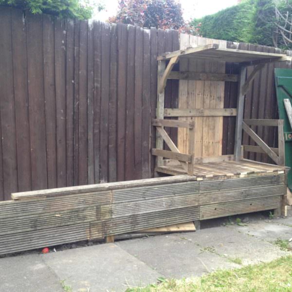 Outdoor Covered Pallet Bench Pallet Benches, Pallet Chairs & Stools Outdoor Covered Pallet Bench Pallet Benches, Pallet Chairs & Stools