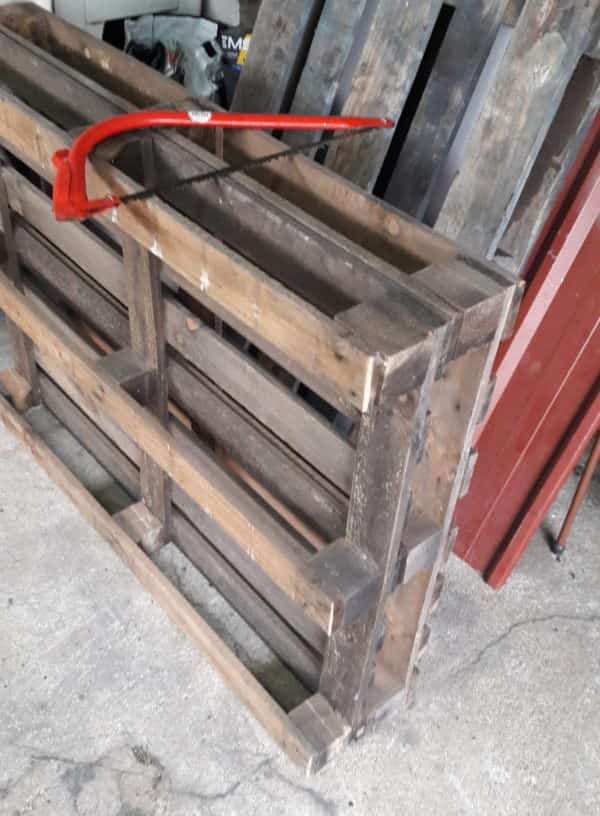 Pallet Box Bench Can Be Used Almost Anywhere! Pallet Benches, Pallet Chairs & Stools Pallet Box Bench Can Be Used Almost Anywhere! Pallet Benches, Pallet Chairs & Stools