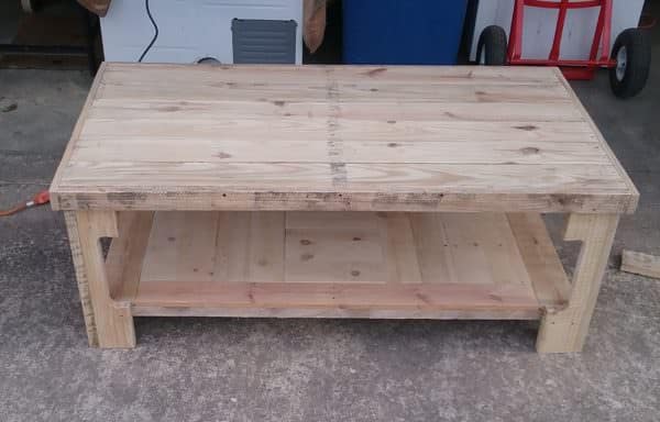 This Special Pallet Coffee Table Has Secrets! Pallet Coffee Tables This Special Pallet Coffee Table Has Secrets! Pallet Coffee Tables