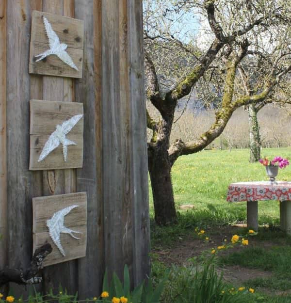 Turn Ribbon, Nails, Pallet Wood Into Delicate Pallet Swallows Wall Art Pallet Wall Decor & Pallet Painting Turn Ribbon, Nails, Pallet Wood Into Delicate Pallet Swallows Wall Art Pallet Wall Decor & Pallet Painting