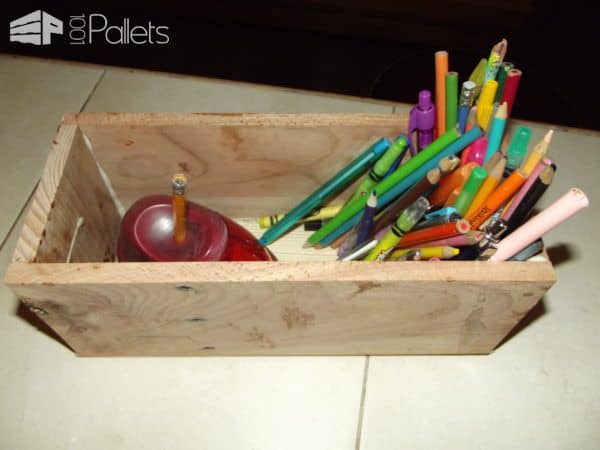 Cutest Video Tutorial Ever: Easy Pallet Pencil Box For Kids DIY Pallet Tutorials Fun Pallet Crafts for Kids Pallet Boxes & Chests Cutest Video Tutorial Ever: Easy Pallet Pencil Box For Kids DIY Pallet Tutorials Fun Pallet Crafts for Kids Pallet Boxes & Chests
