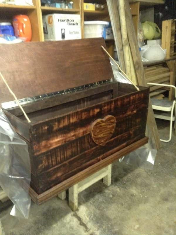 Heirloom Pallet Trunk Adds Charm Anywhere! Pallet Boxes & Chests Heirloom Pallet Trunk Adds Charm Anywhere! Pallet Boxes & Chests