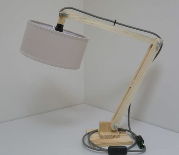 Lovely Little Pallet Lamp Pallet Lamps & Lights Lovely Little Pallet Lamp Pallet Lamps & Lights