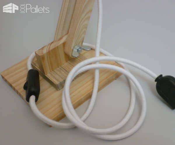 Lovely Little Pallet Lamp Pallet Lamps & Lights Lovely Little Pallet Lamp Pallet Lamps & Lights