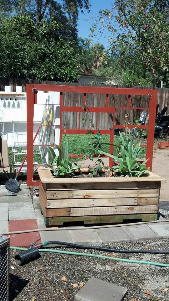Over 40 Pallet Gardening Ideas for Spring Pallets in the Garden Over 40 Pallet Gardening Ideas for Spring Pallets in the Garden