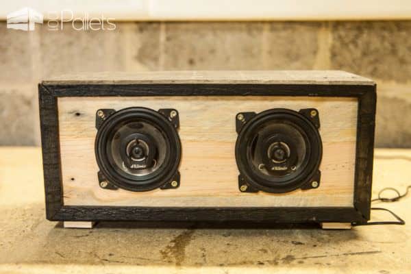 Pallet Crafter Interview #20: Jérémy Michel Pallet Bars Pallet Crafter Interviews Pallet Crafter Interview #20: Jérémy Michel Pallet Bars Pallet Crafter Interviews