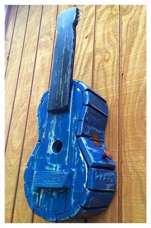 Pallet Guitar Bird House Animal Pallet Houses & Pallet Supplies Pallet Guitar Bird House Animal Pallet Houses & Pallet Supplies