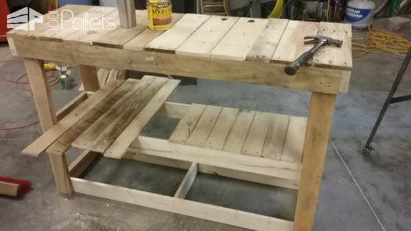 Pallet Television Stand Entertainment Center Pallet TV Stands & Racks Pallet Television Stand Entertainment Center Pallet TV Stands & Racks