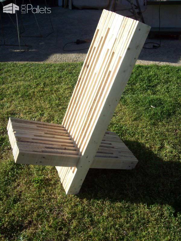 Stacked Pallet Wood Modern Chair / Chaise Palabre En Palette Pallet Benches, Pallet Chairs & Stools Stacked Pallet Wood Modern Chair / Chaise Palabre En Palette Pallet Benches, Pallet Chairs & Stools