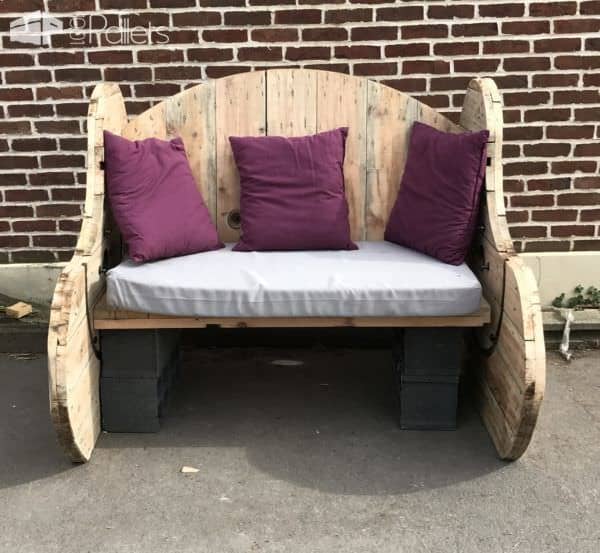 Upcycled Cable Spool Garden Bench Pallet Benches, Pallet Chairs & Stools Upcycled Cable Spool Garden Bench Pallet Benches, Pallet Chairs & Stools