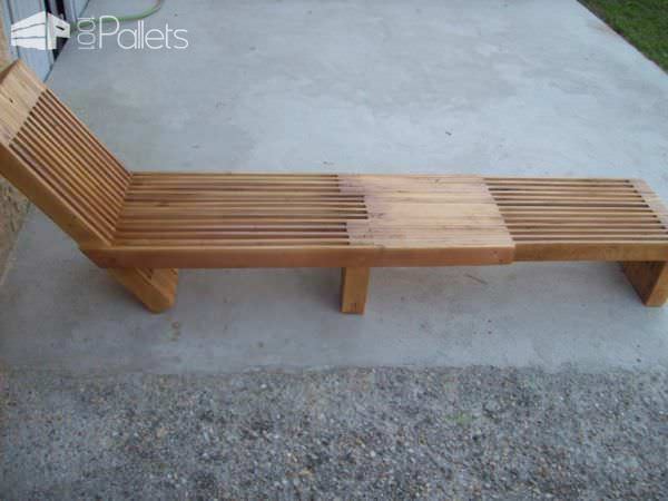 Beautiful Stacked Pallet Wood Lounge Set Lounges & Garden Sets Pallet Benches, Pallet Chairs & Stools Beautiful Stacked Pallet Wood Lounge Set Lounges & Garden Sets Pallet Benches, Pallet Chairs & Stools