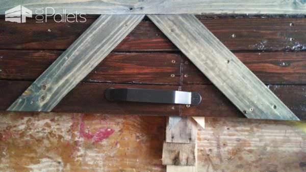 Build Your Own Stunning Sliding Pallet Barn Doors! DIY Pallet Tutorials Pallet Walls & Pallet Doors Build Your Own Stunning Sliding Pallet Barn Doors! DIY Pallet Tutorials Pallet Walls & Pallet Doors