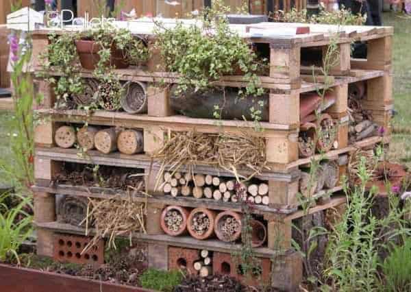 Top 34 Creative Pallet Garden Ideas For Springtime! Pallets in the Garden Top 34 Creative Pallet Garden Ideas For Springtime! Pallets in the Garden