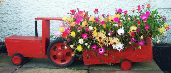 Top 34 Creative Pallet Garden Ideas For Springtime! Pallets in the Garden Top 34 Creative Pallet Garden Ideas For Springtime! Pallets in the Garden