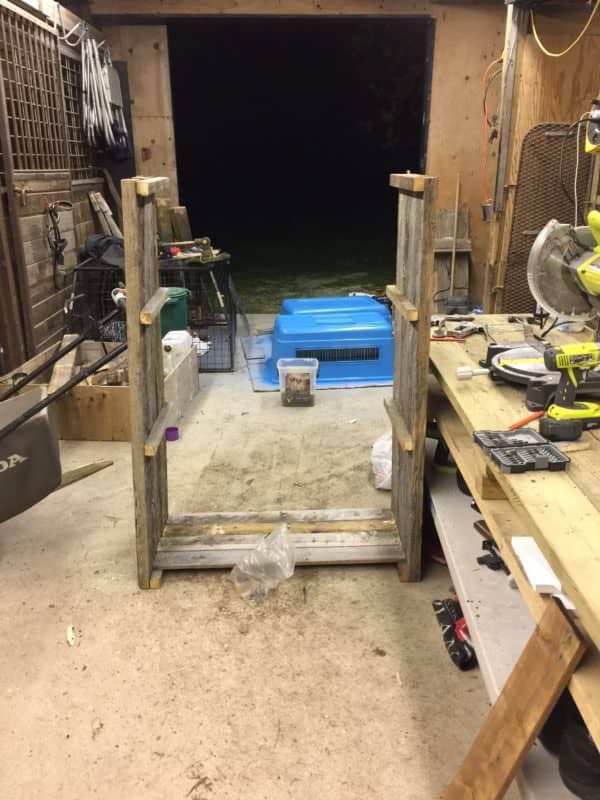 Easy Diy Pallet Barn Shelves Pallet Shelves & Pallet Coat Hangers Easy Diy Pallet Barn Shelves Pallet Shelves & Pallet Coat Hangers