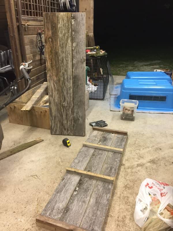Easy Diy Pallet Barn Shelves Pallet Shelves & Pallet Coat Hangers Easy Diy Pallet Barn Shelves Pallet Shelves & Pallet Coat Hangers