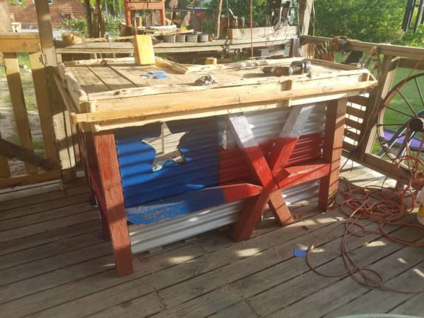Good Ole’ Boy’s Pallet Bar Will Inspire You! Pallet Bars Good Ole’ Boy’s Pallet Bar Will Inspire You! Pallet Bars