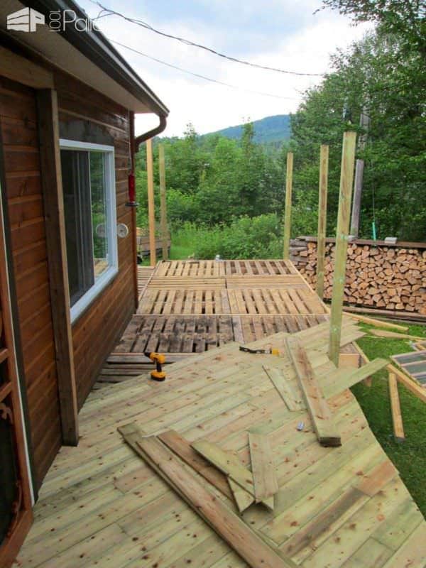 24 Ideas To Make Your Outdoor Living Areas Spectacular Using Pallets Lounges & Garden Sets Pallet Terraces & Pallet Patios 24 Ideas To Make Your Outdoor Living Areas Spectacular Using Pallets Lounges & Garden Sets Pallet Terraces & Pallet Patios