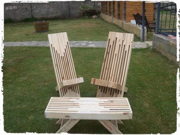 Modern Stacked Pallet Patio Set Pallet Benches, Pallet Chairs & Stools Modern Stacked Pallet Patio Set Pallet Benches, Pallet Chairs & Stools