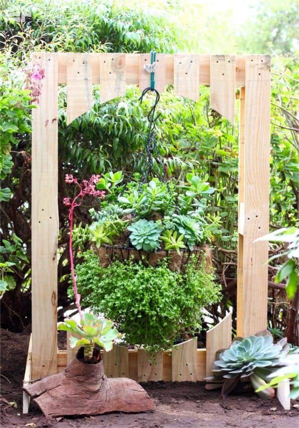 Pallet Arched Plant Stand Pallet Planters & Compost Bins Pallet Arched Plant Stand Pallet Planters & Compost Bins