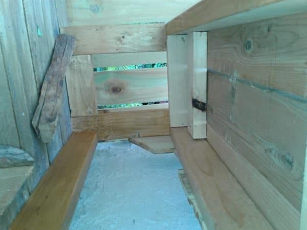 Crooked-backed Bench Seat Pallet Benches, Pallet Chairs & Stools Crooked-backed Bench Seat Pallet Benches, Pallet Chairs & Stools