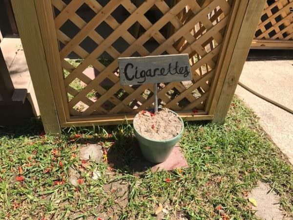 Decorative Pallet Cigarette Butts Dispenser Other Pallet Projects Pallet Home Accessories Decorative Pallet Cigarette Butts Dispenser Other Pallet Projects Pallet Home Accessories