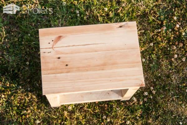 Child’s Pallet Step Stool DIY Pallet Video Tutorials Fun Pallet Crafts for Kids Pallet Benches, Pallet Chairs & Stools Child’s Pallet Step Stool DIY Pallet Video Tutorials Fun Pallet Crafts for Kids Pallet Benches, Pallet Chairs & Stools
