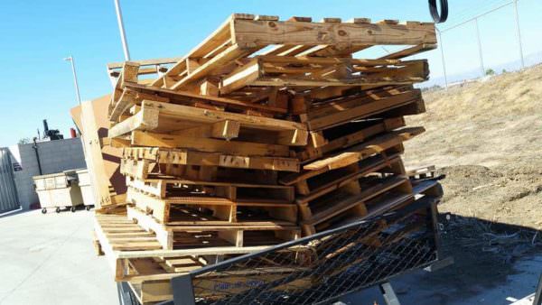 Find Free Wood Forever The Easy Way DIY Pallet Video Tutorials Pallet Projects Find Free Wood Forever The Easy Way DIY Pallet Video Tutorials Pallet Projects