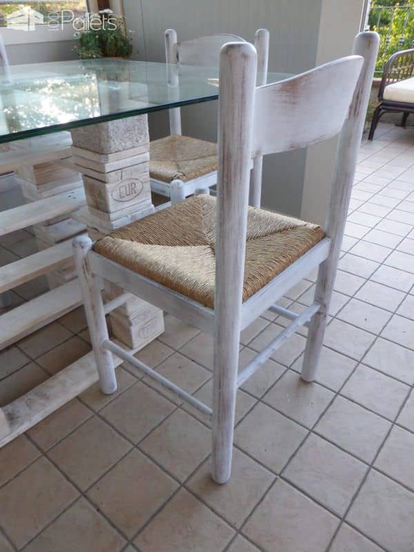 Glass/Pallet Dining Table Uses Upcycled Dining Chairs Pallet Desks & Pallet Tables Glass/Pallet Dining Table Uses Upcycled Dining Chairs Pallet Desks & Pallet Tables