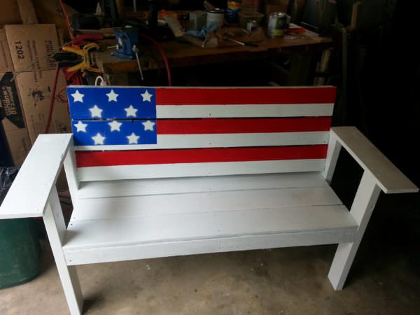 Patriotic Flag Pallet Bench Pallet Benches, Pallet Chairs & Stools Patriotic Flag Pallet Bench Pallet Benches, Pallet Chairs & Stools