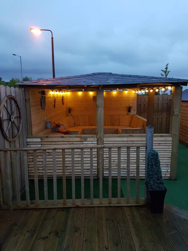 Too-gorgeous Pallet Garden Gazebo Pallet Sheds, Cabins, Huts & Playhouses Pallet Terraces & Pallet Patios Too-gorgeous Pallet Garden Gazebo Pallet Sheds, Cabins, Huts & Playhouses Pallet Terraces & Pallet Patios