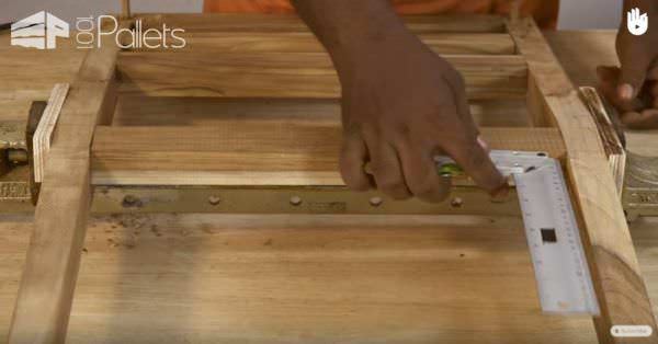 Diy Video Tutorial: Chair-making Basics Part 1 DIY Pallet Video Tutorials Pallet Benches, Pallet Chairs & Stools Diy Video Tutorial: Chair-making Basics Part 1 DIY Pallet Video Tutorials Pallet Benches, Pallet Chairs & Stools