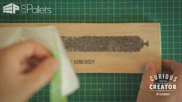 Must-see Diy Video Tutorial: Pallet Sound Wave Song Board DIY Pallet Video Tutorials Pallet Wall Decor & Pallet Painting Must-see Diy Video Tutorial: Pallet Sound Wave Song Board DIY Pallet Video Tutorials Pallet Wall Decor & Pallet Painting