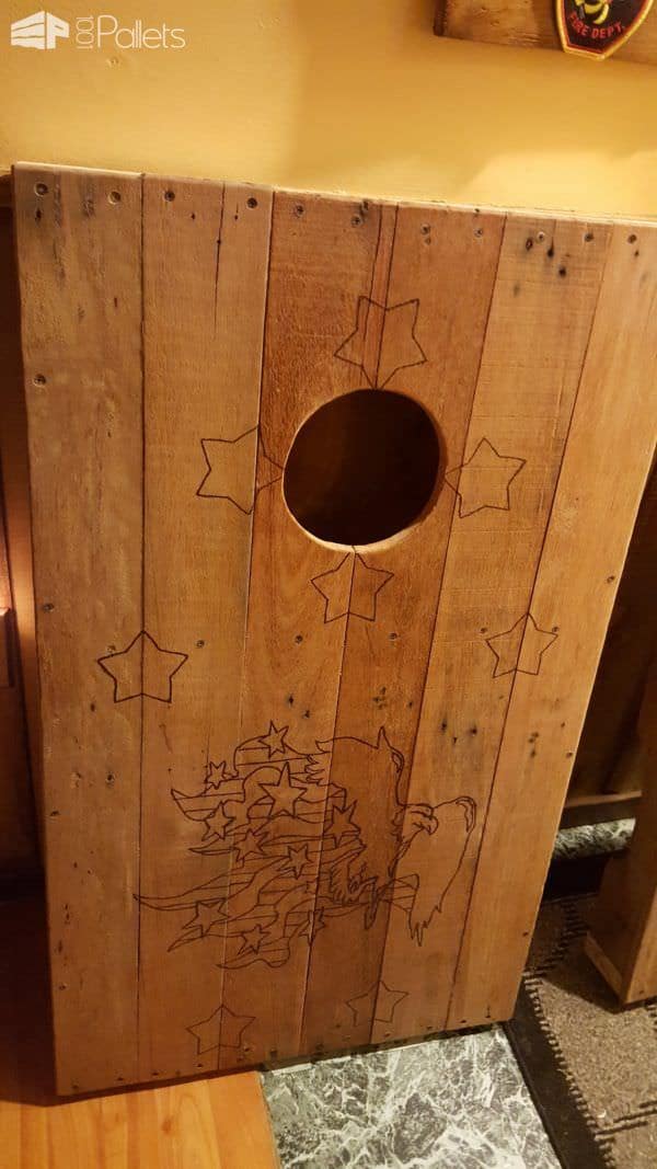 Pallet Corn Hole Game Board (Bean Bag Toss) DIY Pallet Tutorials Fun Pallet Crafts for Kids Pallet Corn Hole Game Board (Bean Bag Toss) DIY Pallet Tutorials Fun Pallet Crafts for Kids