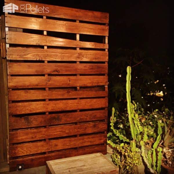 Vertical Pallet Privacy Wall For Our Garden Pallet Fences Vertical Pallet Privacy Wall For Our Garden Pallet Fences